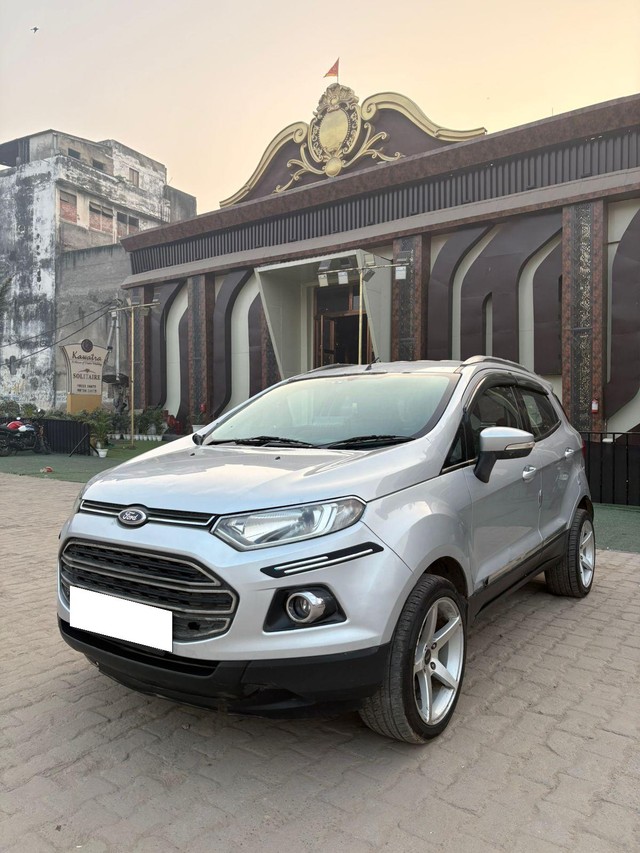Second-hand 2014 Ford Ecosport 1.0 Ecoboost Titanium for sale in New Delhi-3