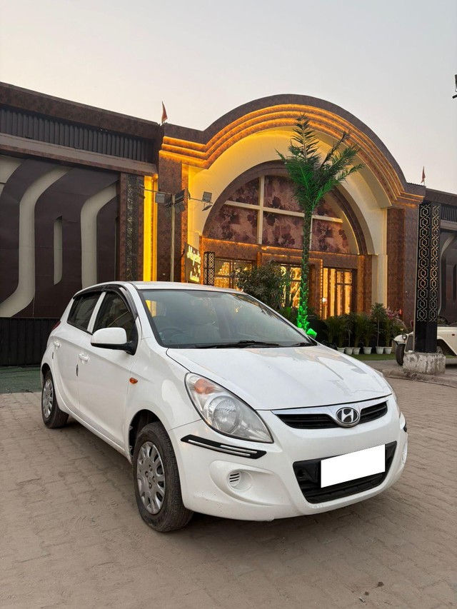 Second-hand 2011 Hyundai i20 1.2 Asta for sale in New Delhi-0