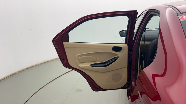 Second-hand 2018 Ford Aspire 1.2 Ti-VCT Titanium for sale in Kolkata-36