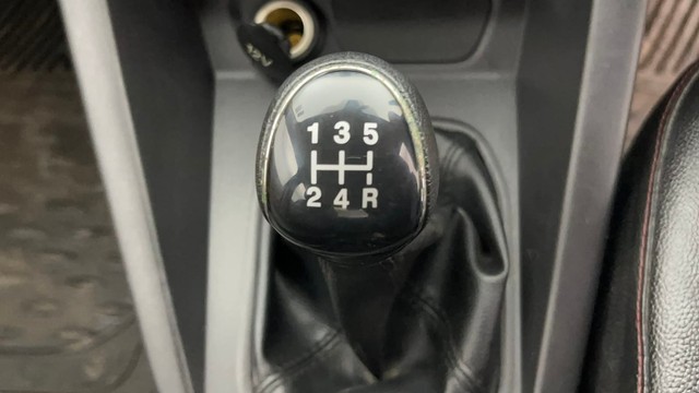 Second-hand 2018 Ford Aspire 1.2 Ti-VCT Titanium for sale in Kolkata-12