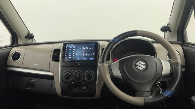 Second-hand 2014 Maruti Wagon R LXI BSVI for sale in Pune-11