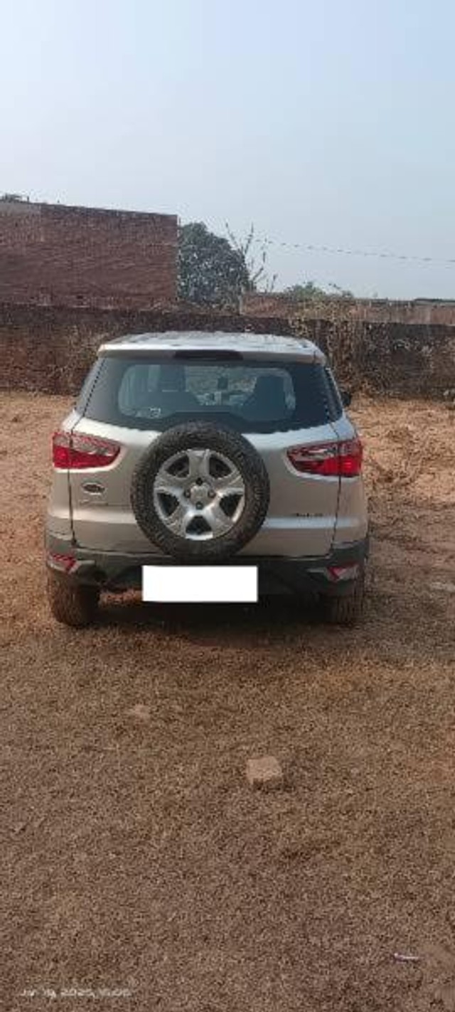 Second-hand 2015 Ford Ecosport 1.5 DV5 MT Titanium for sale in Jalaun-2