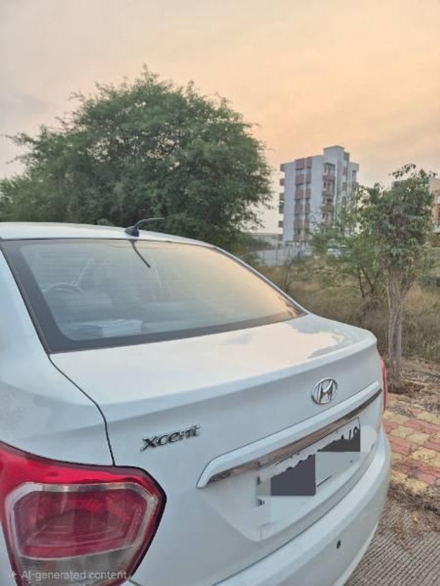 Second-hand 2017 Hyundai Xcent 1.2 Kappa S for sale in Mandla-3