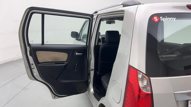 Second-hand 2017 Maruti Wagon R LXI BSVI for sale in Ghaziabad-35