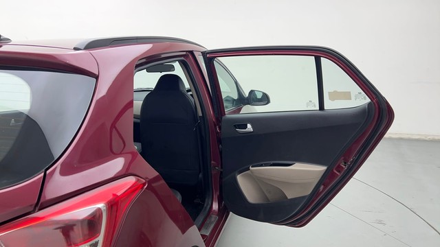 Second-hand 2016 Hyundai Grand i10 1.2 Kappa Sportz BSIV for sale in Gurgaon-30