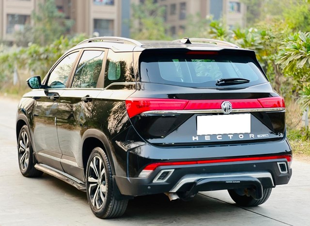 Second-hand 2023 MG Hector Plus Sharp Diesel MT for sale in Ahmedabad-9