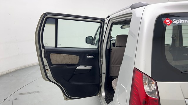 Second-hand 2015 Maruti Wagon R VXI for sale in Gurgaon-30