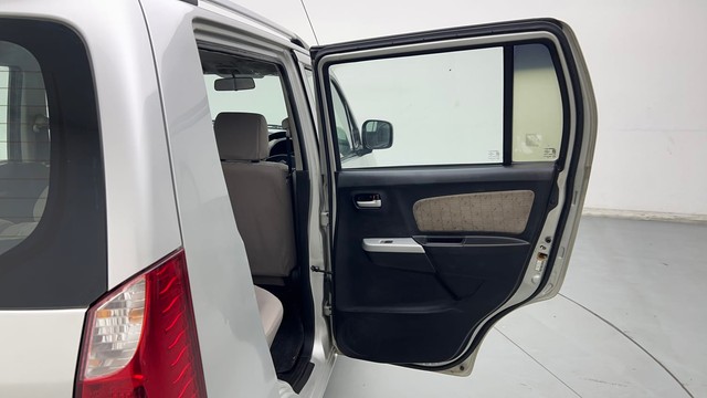 Second-hand 2015 Maruti Wagon R VXI for sale in Gurgaon-29