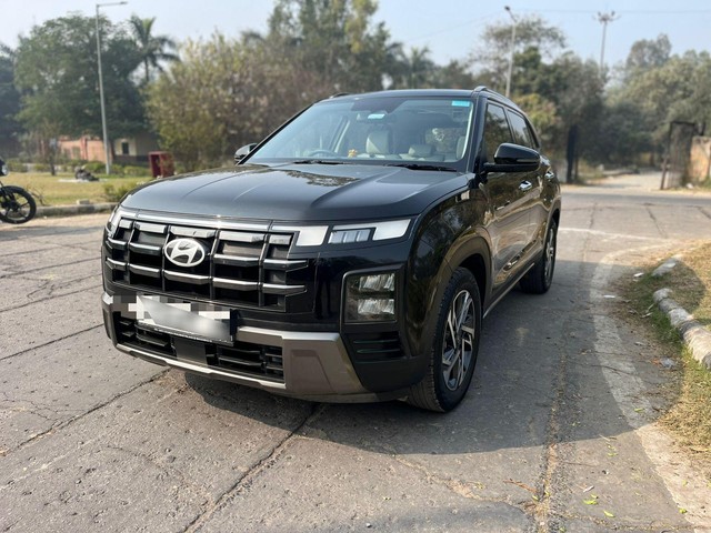 Second-hand 2024 Hyundai Creta SX Tech for sale in New Delhi-4