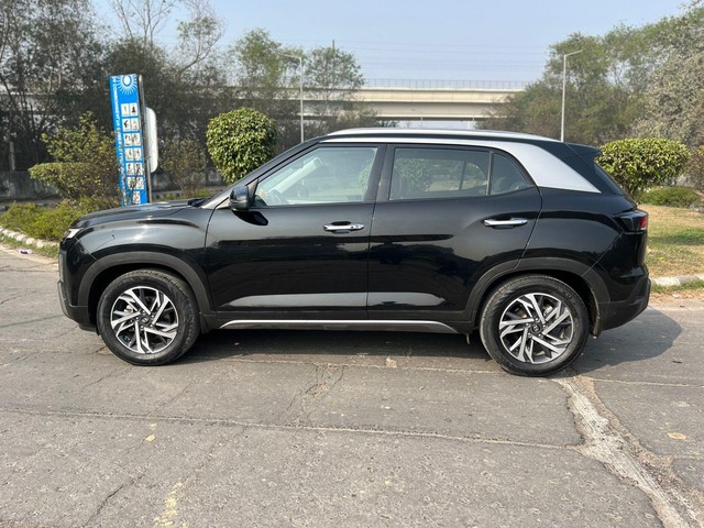 Second-hand 2024 Hyundai Creta SX Tech for sale in New Delhi-3