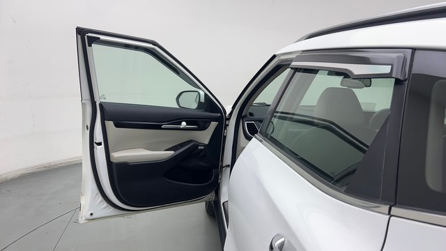 Second-hand 2019 Kia Seltos GTX Plus S Turbo DCT for sale in New Delhi-24