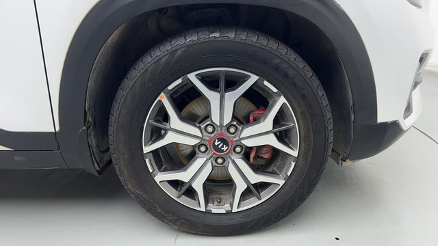 Second-hand 2019 Kia Seltos GTX Plus S Turbo DCT for sale in New Delhi-17