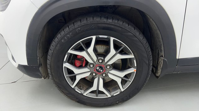 Second-hand 2019 Kia Seltos GTX Plus S Turbo DCT for sale in New Delhi-20