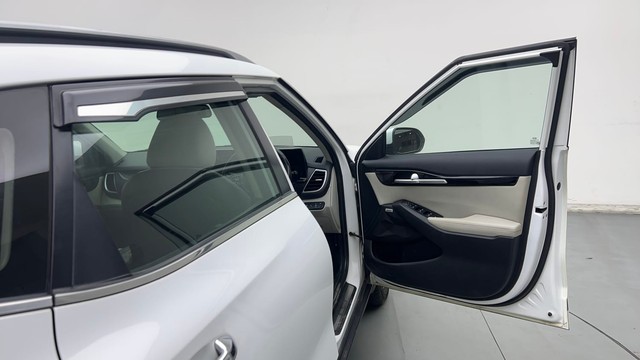 Second-hand 2019 Kia Seltos GTX Plus S Turbo DCT for sale in New Delhi-16