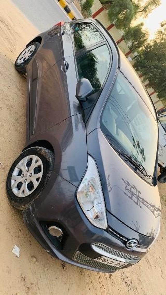 Second-hand 2016 Hyundai Grand i10 Sportz for sale in Churu-6