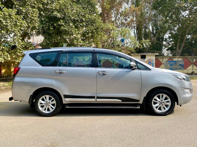 Second-hand 2018 Toyota Innova Crysta 2.4 VX MT 8S BSIV for sale in New Delhi-1
