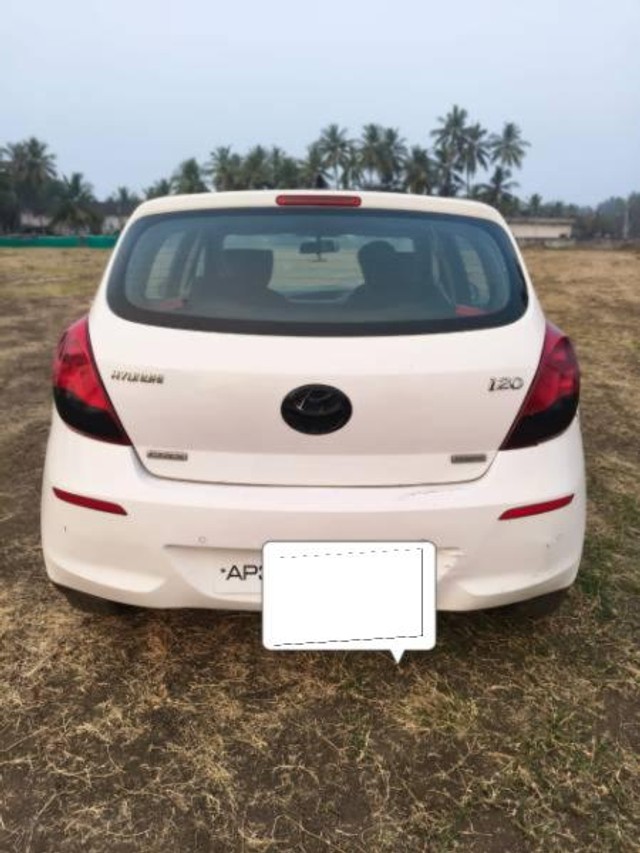 Second-hand 2014 Hyundai i20 Magna 1.4 CRDi (Diesel) for sale in Krishna-0