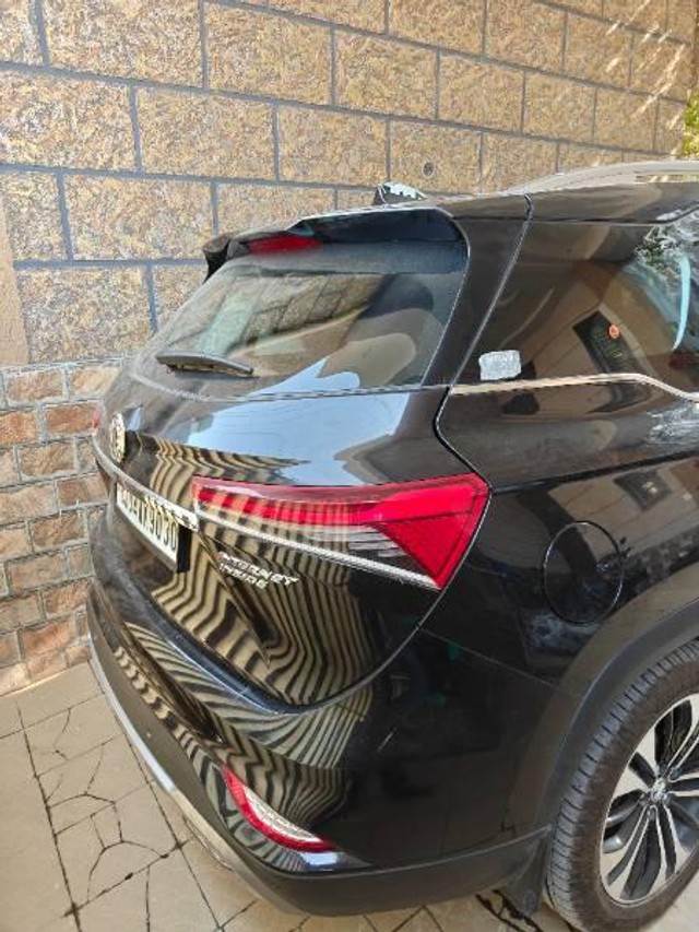 Second-hand 2023 MG Hector Plus 2.0 Sharp Pro Diesel BSVI for sale in Haldwani-2