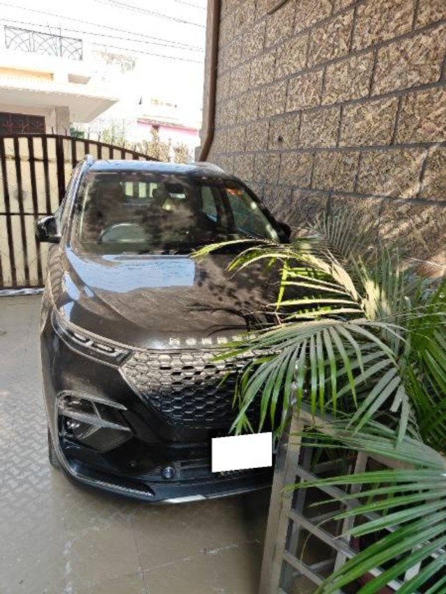 Second-hand 2023 MG Hector Plus 2.0 Sharp Pro Diesel BSVI for sale in Haldwani-1