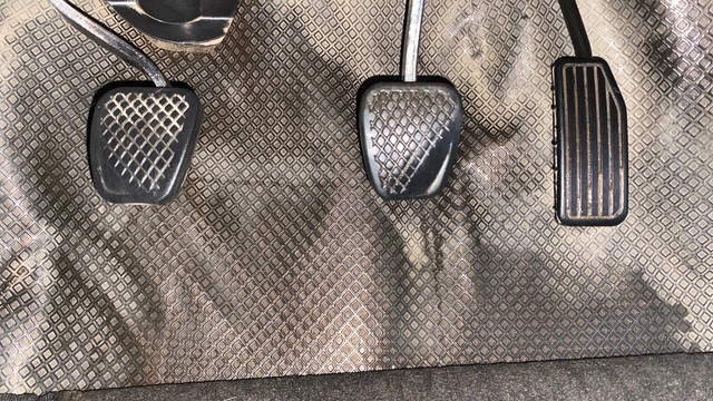 Second-hand 2017 Honda BR-V i-VTEC V MT for sale in Thane-14