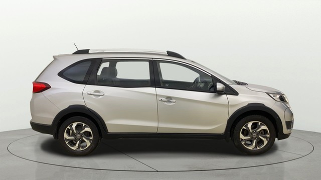 Second-hand 2017 Honda BR-V i-VTEC V MT for sale in Thane-1