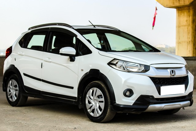 Second-hand 2017 Honda WR-V i-VTEC S for sale in Ahmedabad-10