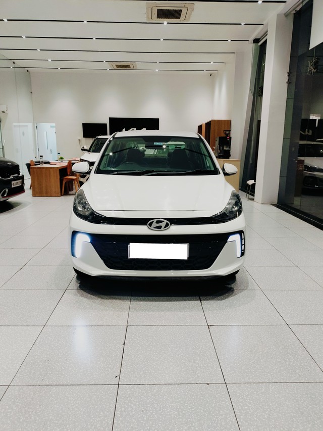 Second-hand 2024 Hyundai Aura S CNG for sale in Jaipur-6