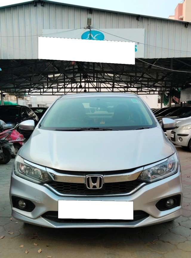 Second-hand 2018 Honda City i-VTEC V for sale in Coimbatore-4
