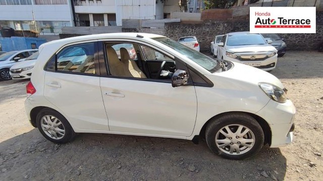 Second-hand 2017 Honda Brio VX AT for sale in Pune-2