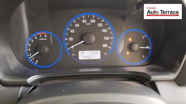 Second-hand 2017 Honda Brio VX AT for sale in Pune-1