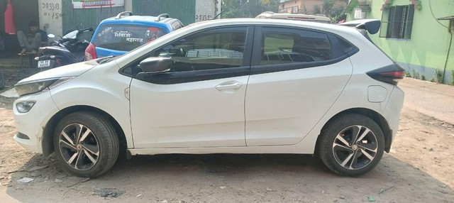 Second-hand 2022 Tata Altroz XZ Plus Diesel BSVI for sale in Nadia-3