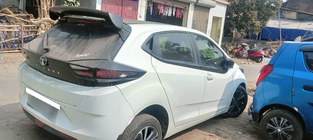 Second-hand 2022 Tata Altroz XZ Plus Diesel BSVI for sale in Nadia-1