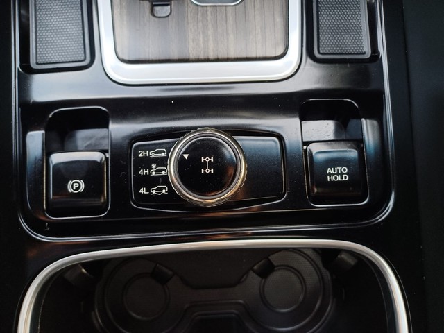 Second-hand 2021 Mahindra Alturas G4 4X4 AT for sale in Mumbai-12