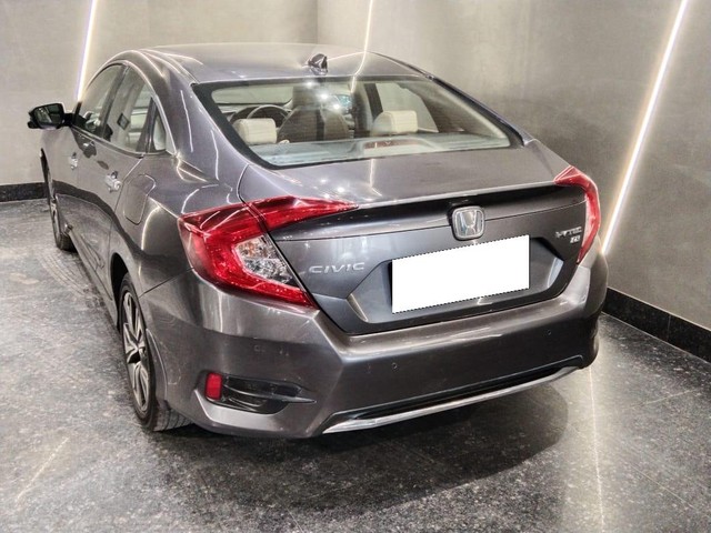 Second-hand 2020 Honda Civic ZX BSIV for sale in New Delhi-7