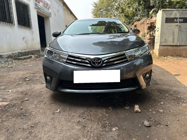 Second-hand 2016 Toyota Corolla Altis G MT for sale in Kolkata-4