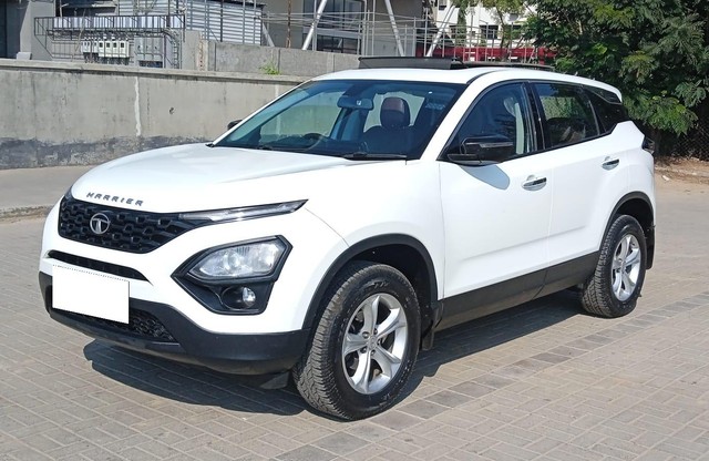 Second-hand 2023 Tata Harrier XT Plus for sale in Ahmedabad-3