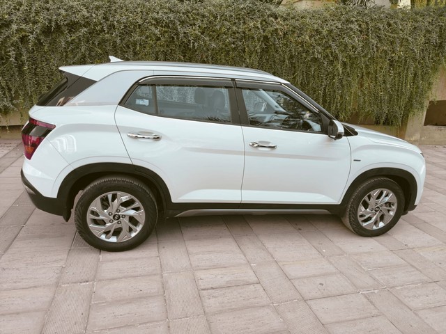 Second-hand 2023 Hyundai Creta SX IVT for sale in Mumbai-18