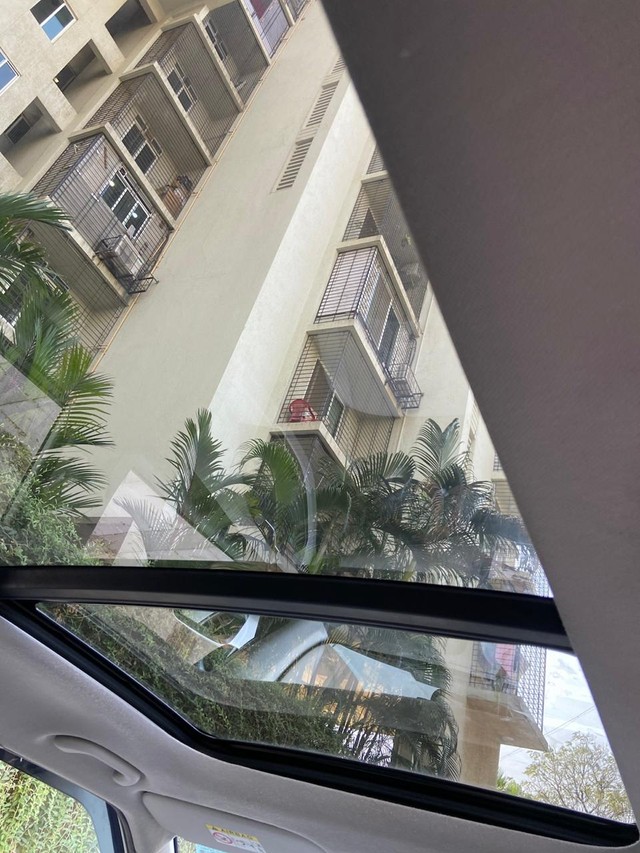 Second-hand 2023 Hyundai Creta SX IVT for sale in Mumbai-5