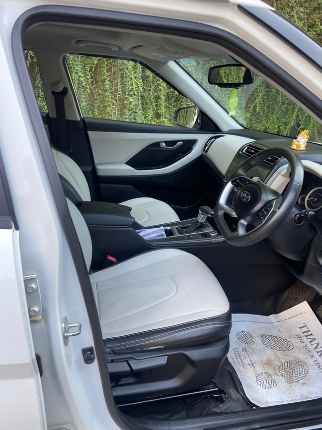 Second-hand 2023 Hyundai Creta SX IVT for sale in Mumbai-10