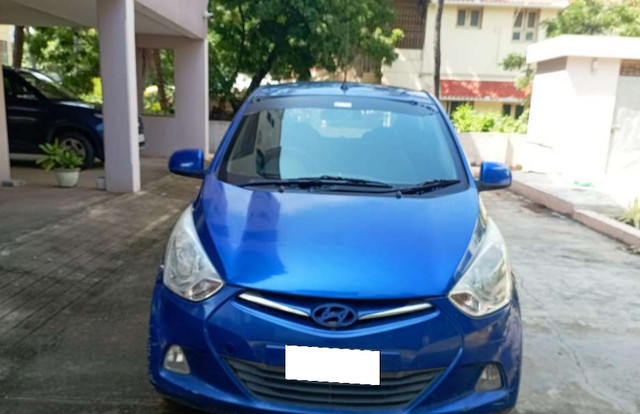 Hyundai EON Sportz Second-hand 2014 Hyundai EON Sportz for sale in Chennai-3