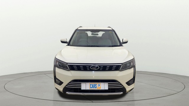 Second-hand 2021 Mahindra XUV300 W8 BSVI for sale in Bangalore-7