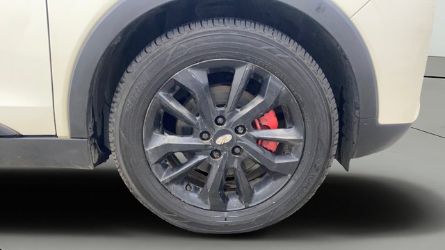 Second-hand 2021 Mahindra XUV300 W8 BSVI for sale in Bangalore-24