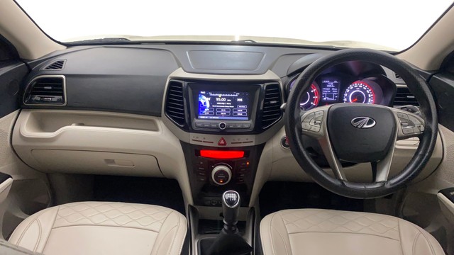 Second-hand 2021 Mahindra XUV300 W8 BSVI for sale in Bangalore-10