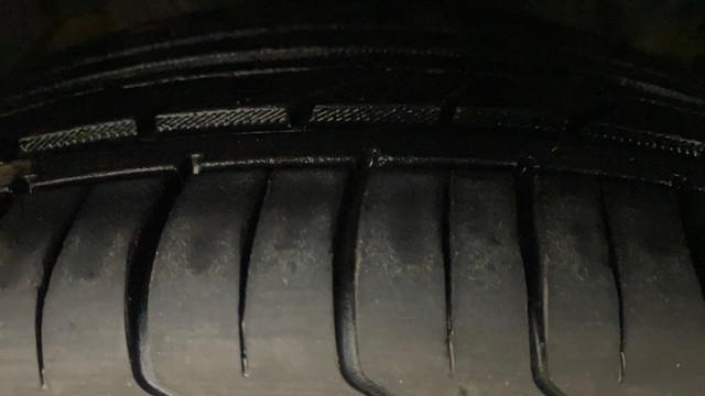 Second-hand 2021 Mahindra XUV300 W8 BSVI for sale in Bangalore-29