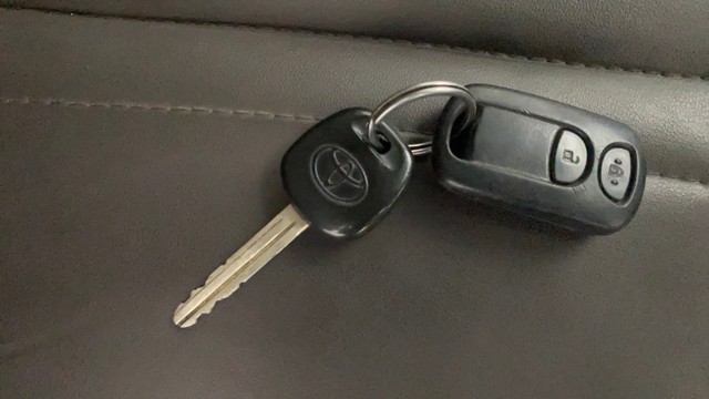 Second-hand 2013 Toyota Etios Liva GD for sale in Lucknow-6