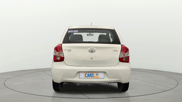 Second-hand 2013 Toyota Etios Liva GD for sale in Lucknow-14