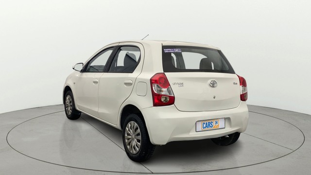 Second-hand 2013 Toyota Etios Liva GD for sale in Lucknow-15
