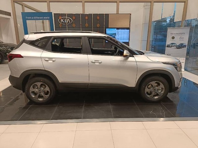 Kia Seltos HTE Second-hand 2023 Kia Seltos HTE for sale in Zirakpur-0