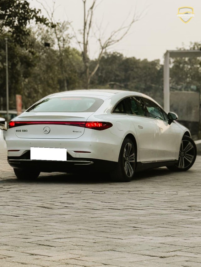 Second-hand 2023 Mercedes-Benz EQS 580 4Matic for sale in New Delhi-6