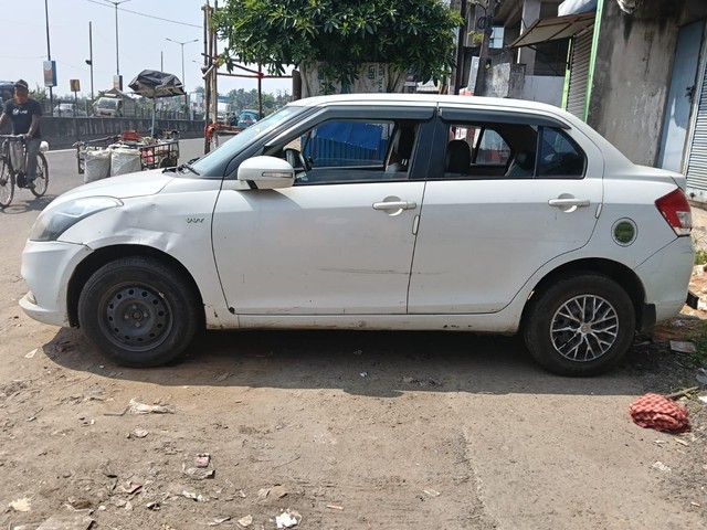 Second-hand 2016 Maruti Swift Dzire VXI Optional for sale in Kolkata-5